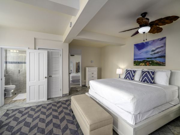 Oceanfront St. Thomas Vacation Pool Home Five Bedroom
