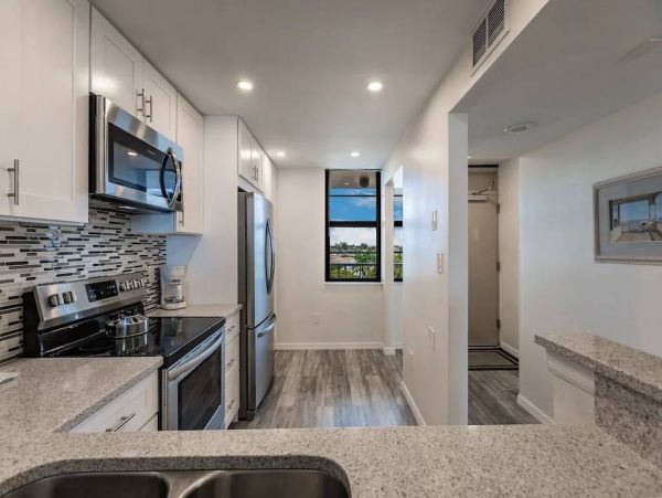 Gulf Front Marco Island Vacation Condo Two Bedroom