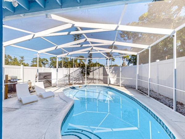 Lovely 3 Bedroom Vacation Home in Bradenton