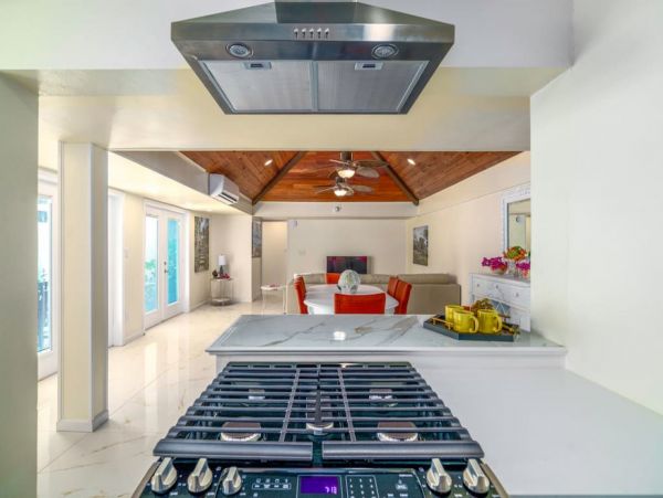 Lovely 3 Bedroom Vacation Getaway in St. Thomas