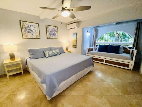St. Thomas Vacation Condo Three Bedroom On Beach