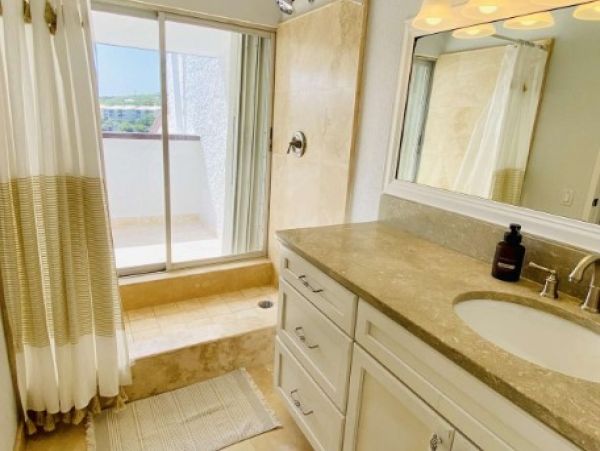 St. Thomas Vacation Condo Three Bedroom On Beach