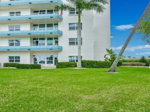 Two Bedroom Beachfront Vacation Rental in Marco Island
