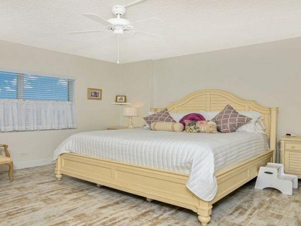 Two Bedroom Beachfront Vacation Rental in Marco Island