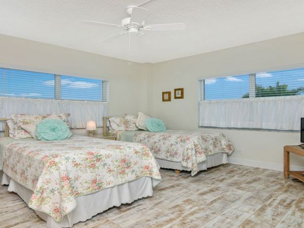 Two Bedroom Beachfront Vacation Rental in Marco Island