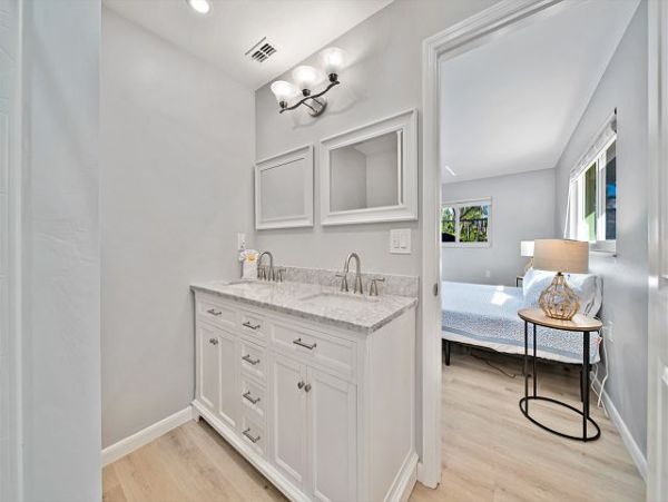 Sanibel Vacation Home Three Bedroom Walk to Beach