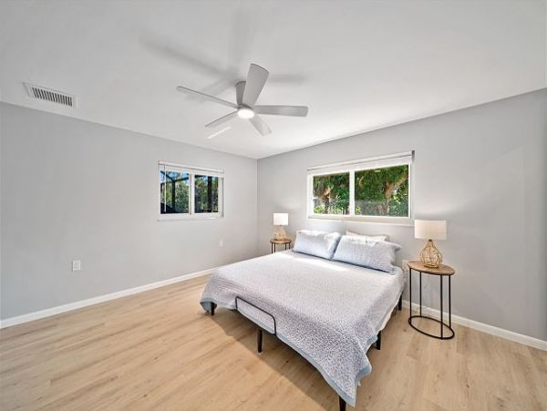 Sanibel Vacation Home Three Bedroom Walk to Beach
