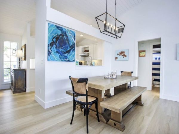 Sanibel Canal Front 4 Bedroom Vacation Rental Dock & Pool