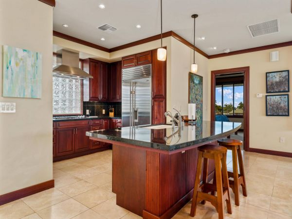 Beautiful 3 Bedroom Vacation Condo with Great Views