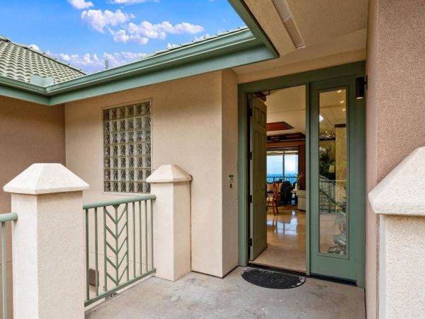 Beautiful 3 Bedroom Vacation Condo with Great Views