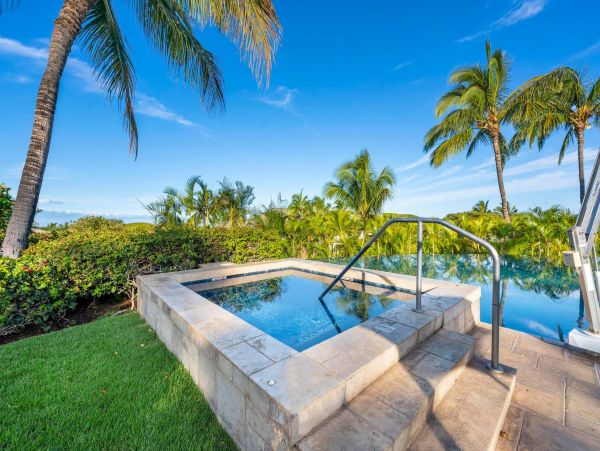 Beautiful 3 Bedroom Vacation Condo with Great Views