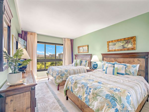 Ocean, Mountain & Golf Course View Vacation Rental in Kaanapali