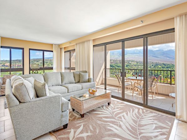 Ocean, Mountain & Golf Course View Vacation Rental in Kaanapali