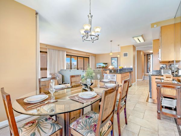 Ocean, Mountain & Golf Course View Vacation Rental in Kaanapali