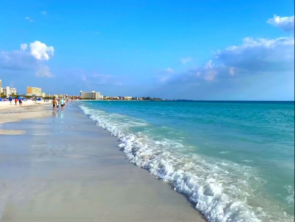 Lovely Three Bedroom Vacation Rental in Siesta Key