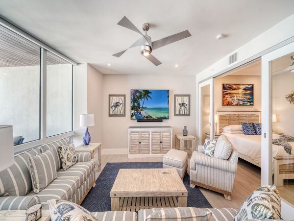 Breezy Beachfront charm with Direct Gulf views