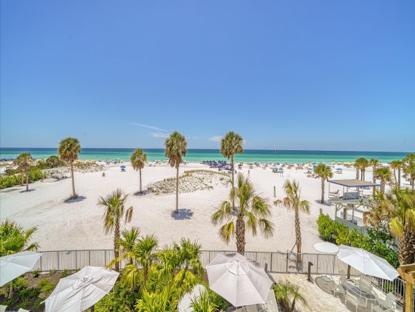 Breezy Beachfront charm with Direct Gulf views