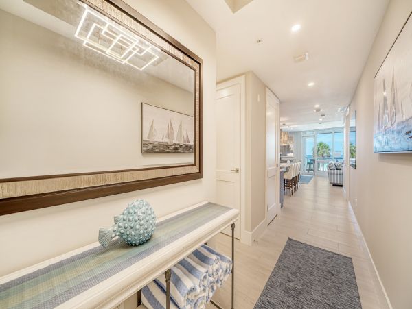 Breezy Beachfront charm with Direct Gulf views