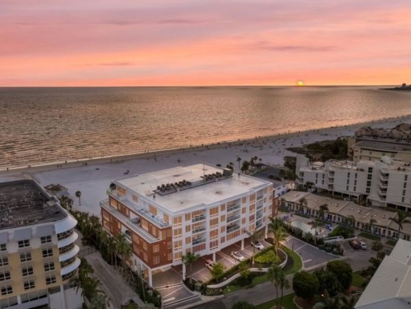 Luxury Beachfront Condo