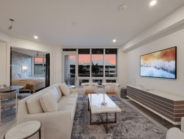 Luxury Beachfront Condo