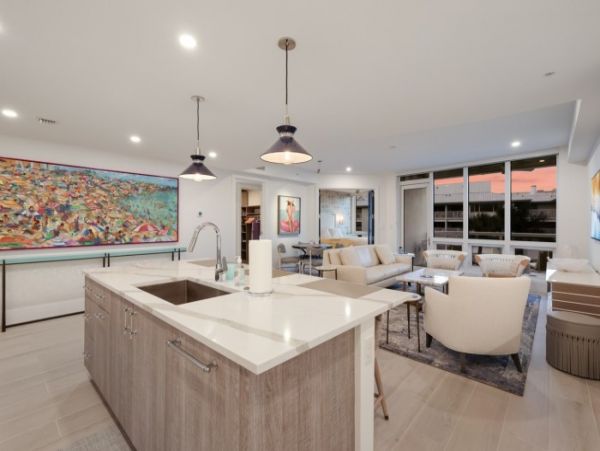 Luxury Beachfront Condo