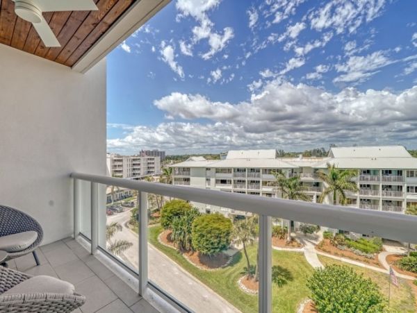 Ocean Views in NEW unit on Crescent Beach