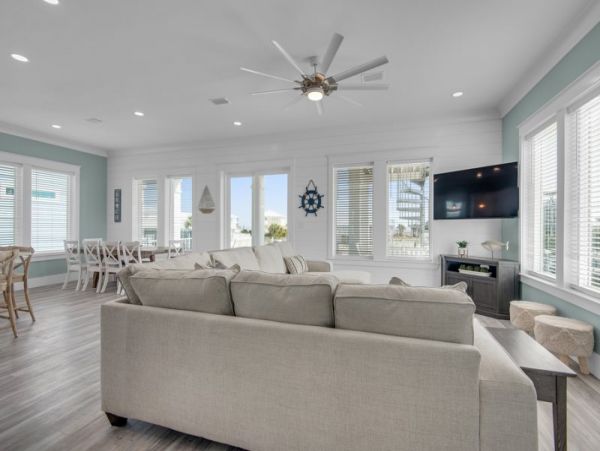 Navarre Beach Amazing House 5 Bedrooms & Pool