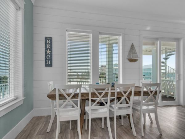 Navarre Beach Amazing House 5 Bedrooms & Pool