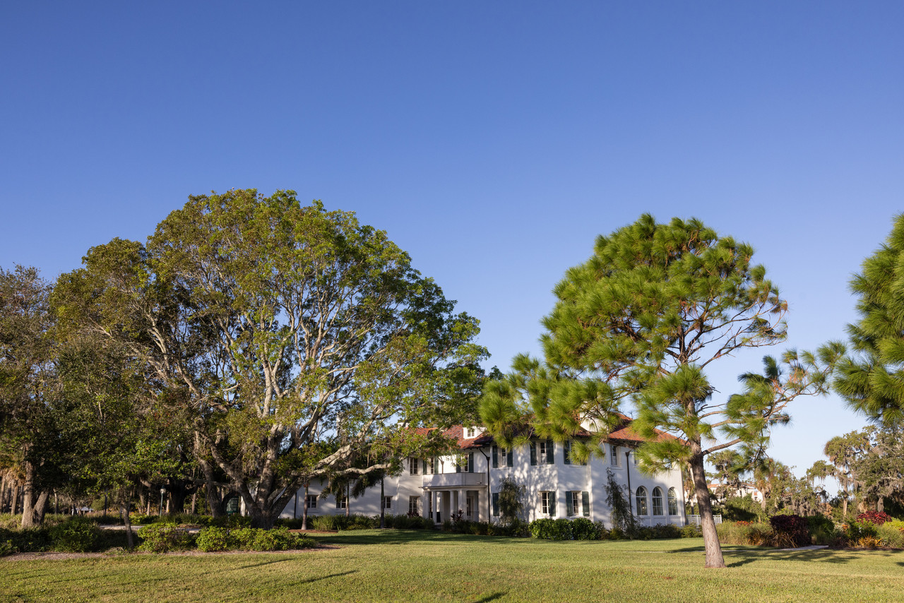 Siesta Key Vacation Home with 3 Bedrooms