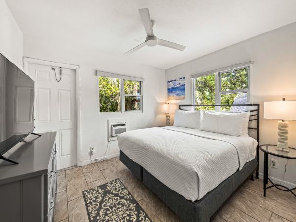 Sarasota Cozy One Bedroom Vacation Condo