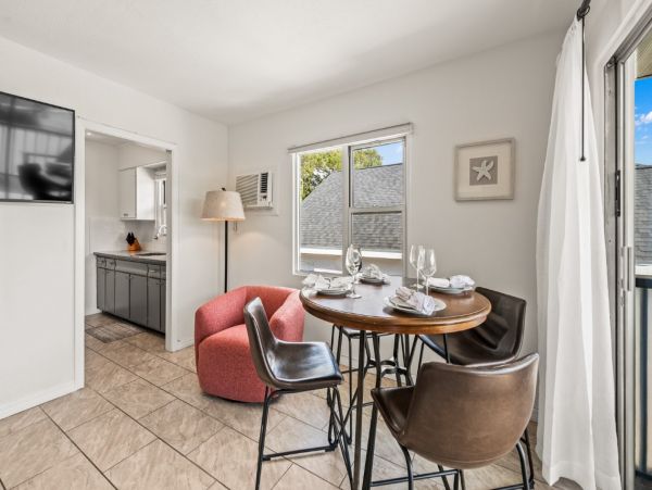 Sarasota Cozy One Bedroom Vacation Condo