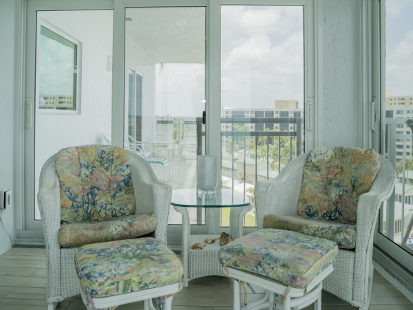 Oceanfront Siesta Condo New In Call Today!