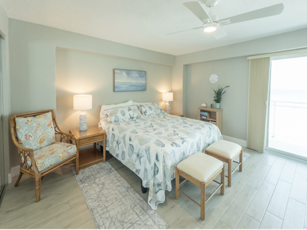 Oceanfront Siesta Condo New In Call Today!