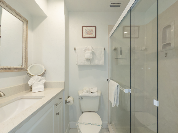 Oceanfront Siesta Condo New In Call Today!
