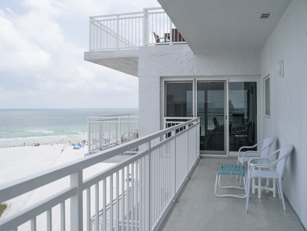 Oceanfront Siesta Condo New In Call Today!