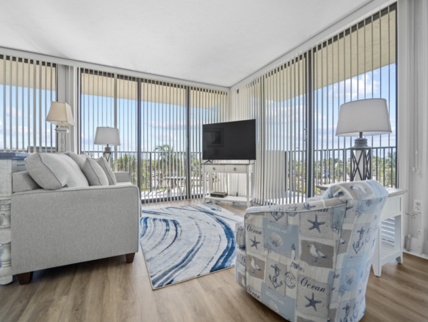 Siesta Key Vacation Rental Condo with Balconies