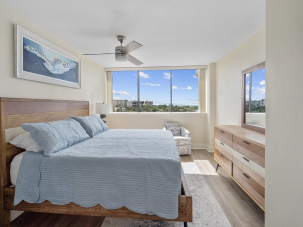 Siesta Key Vacation Rental Condo with Balconies