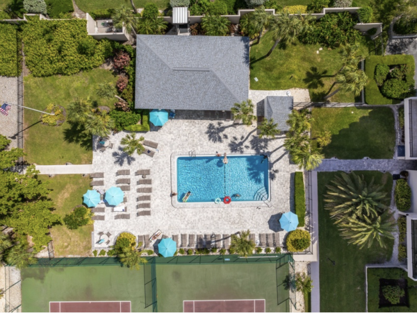 Siesta Key Vacation Rental Condo with Balconies