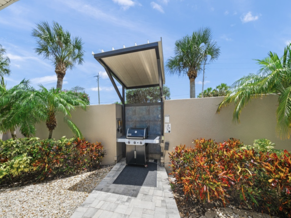 Siesta Key Vacation Rental Condo with Balconies
