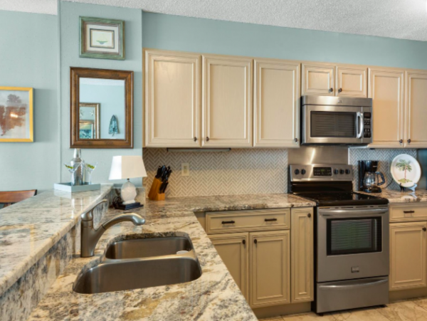 Three Bedroom- three bathroom Condo with spectacular views!