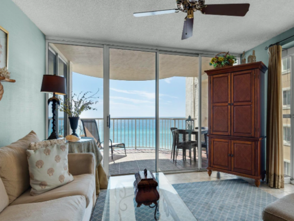 Three Bedroom- three bathroom Condo with spectacular views!