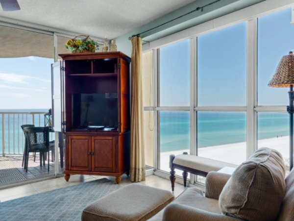 Three Bedroom- three bathroom Condo with spectacular views!