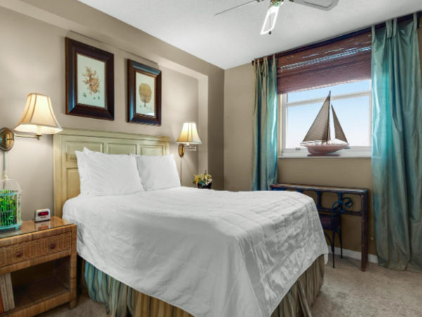 Three Bedroom- three bathroom Condo with spectacular views!
