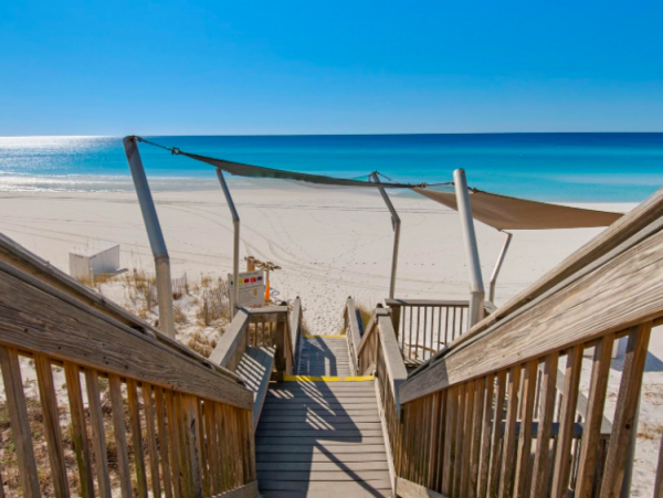 Three Bedroom- three bathroom Condo with spectacular views!