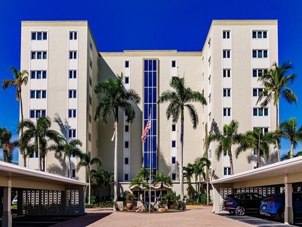 Gulf Front Naples Vacation Condo Two Bedroom