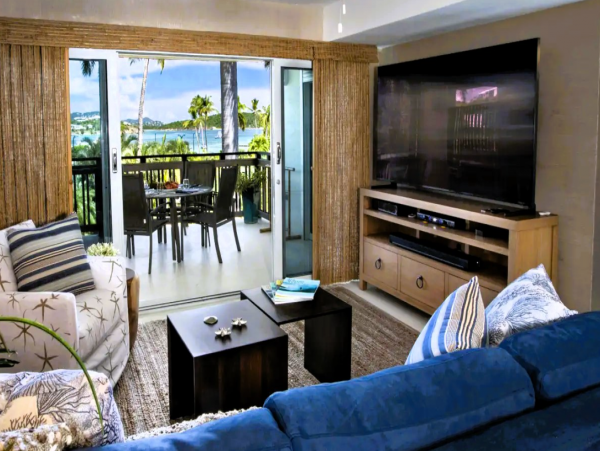 Charming 2 Bedroom Vacation Getaway with Great Views