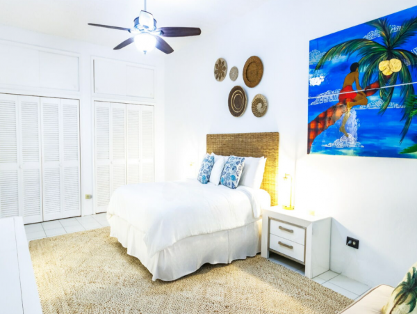 Lovely 2 Bedroom Vacation Rental with Private Pool