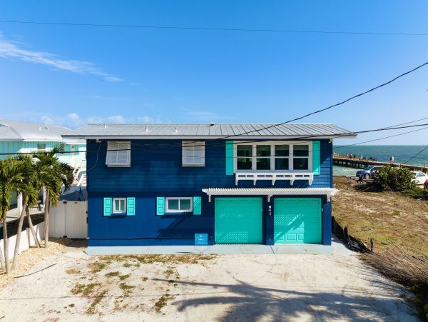On Bay Anna Maria Island Vacation Home Five Bedroom