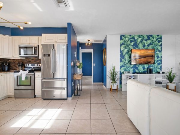 On Bay Anna Maria Island Vacation Home Five Bedroom