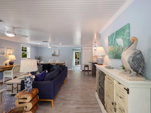 Island Elegance: Anna Maria 3 Bedroom Home Steps from the Gulf